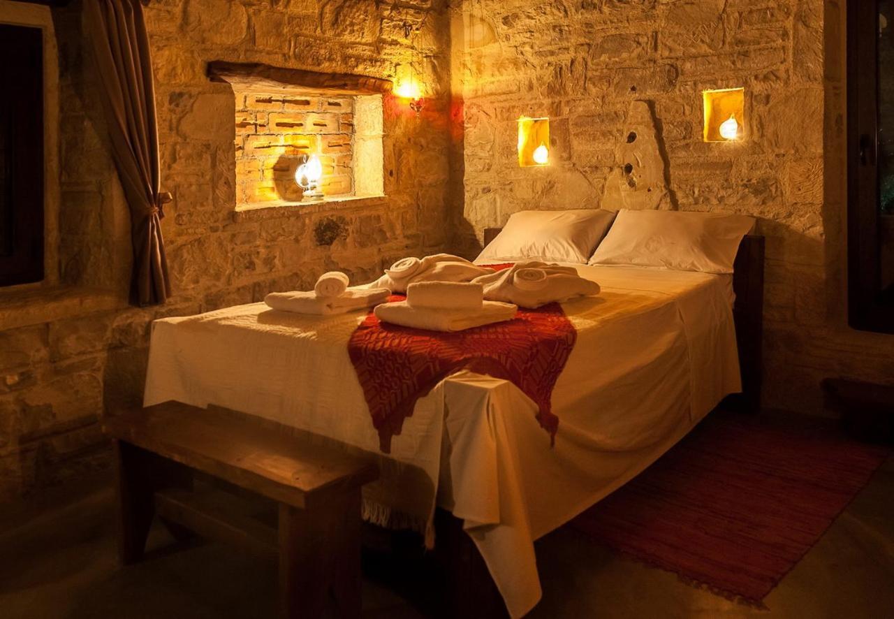 Kamihis Farm House Experience Zaros Bagian luar foto