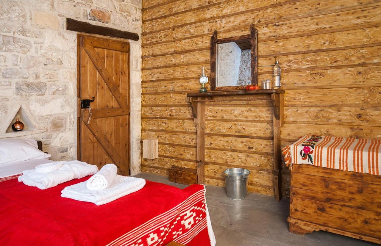 Kamihis Farm House Experience Zaros Bagian luar foto