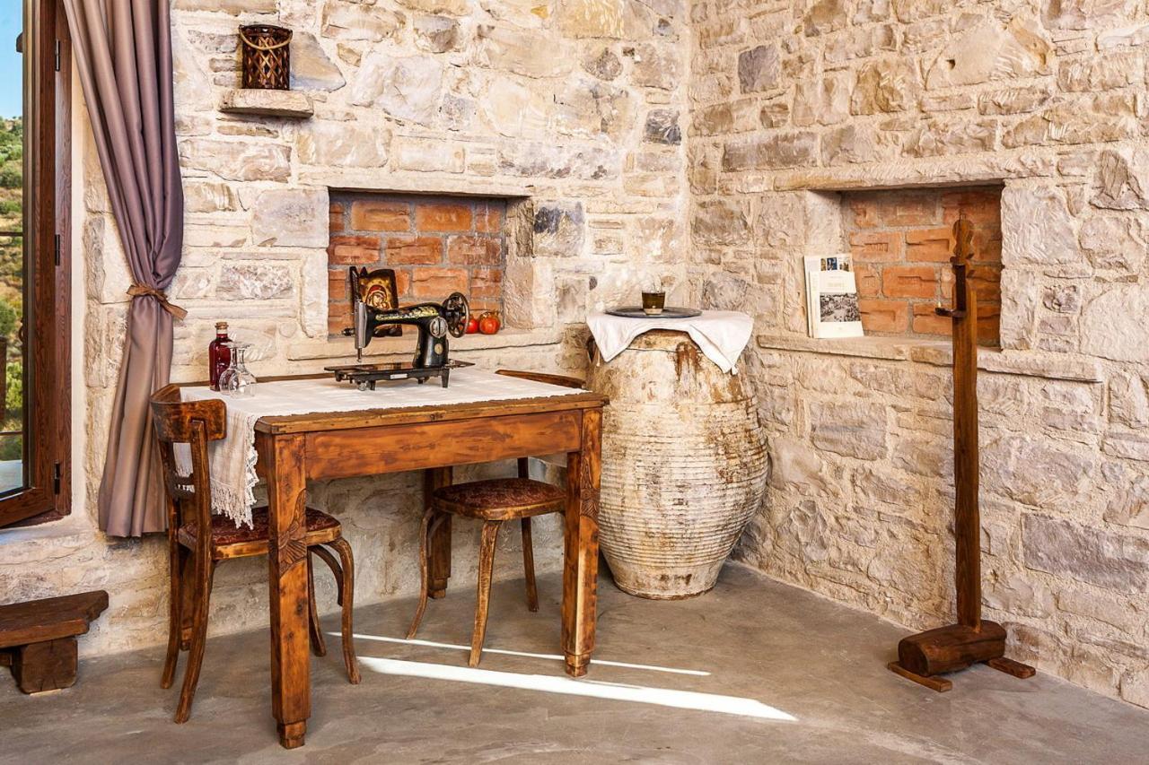 Kamihis Farm House Experience Zaros Bagian luar foto