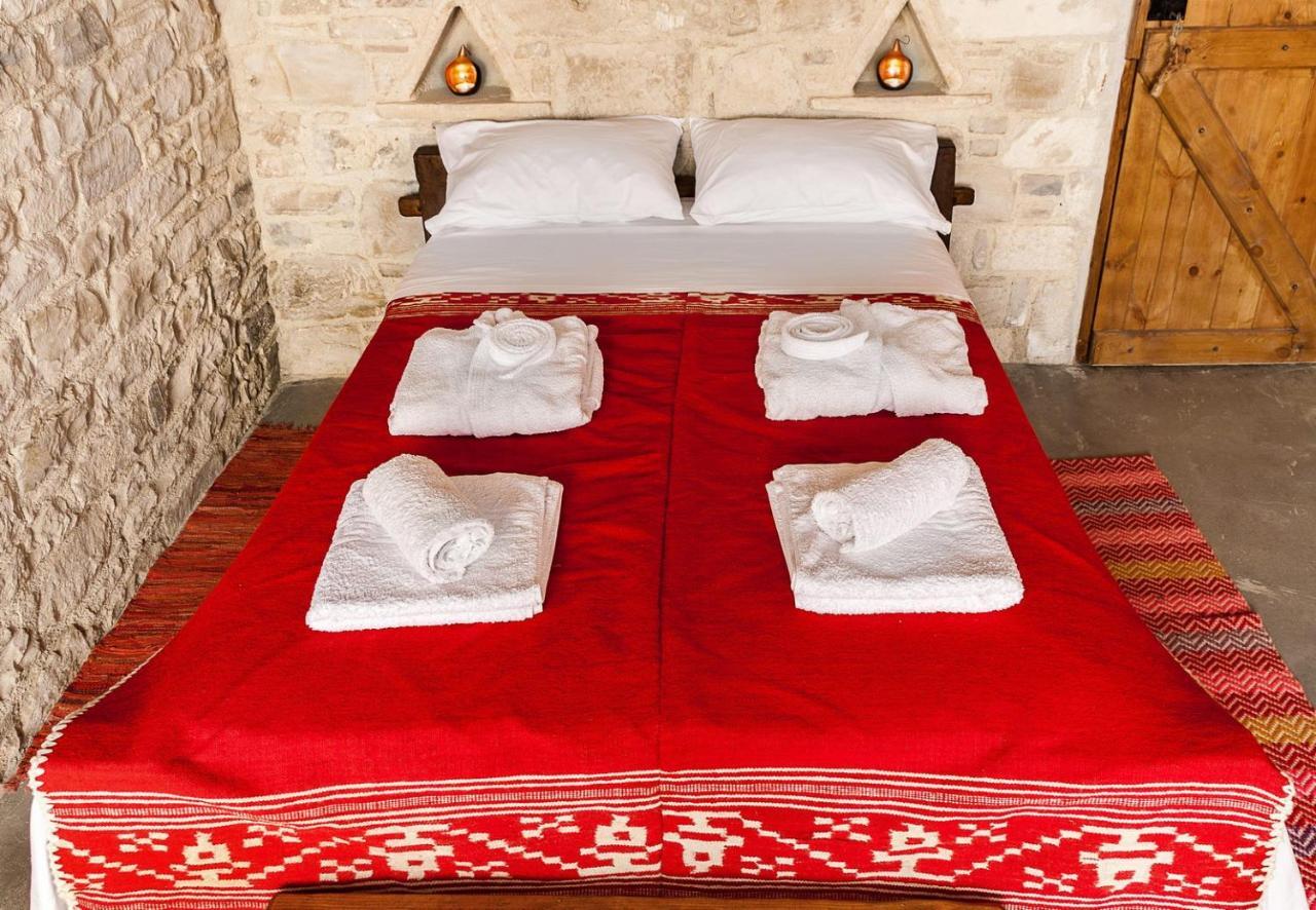 Kamihis Farm House Experience Zaros Bagian luar foto