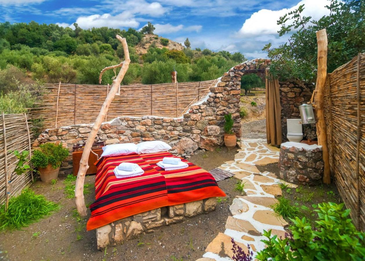Kamihis Farm House Experience Zaros Bagian luar foto