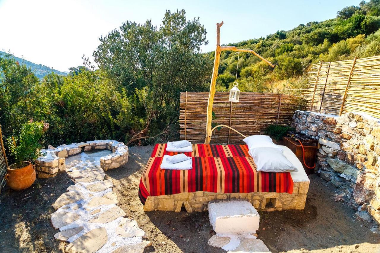 Kamihis Farm House Experience Zaros Bagian luar foto