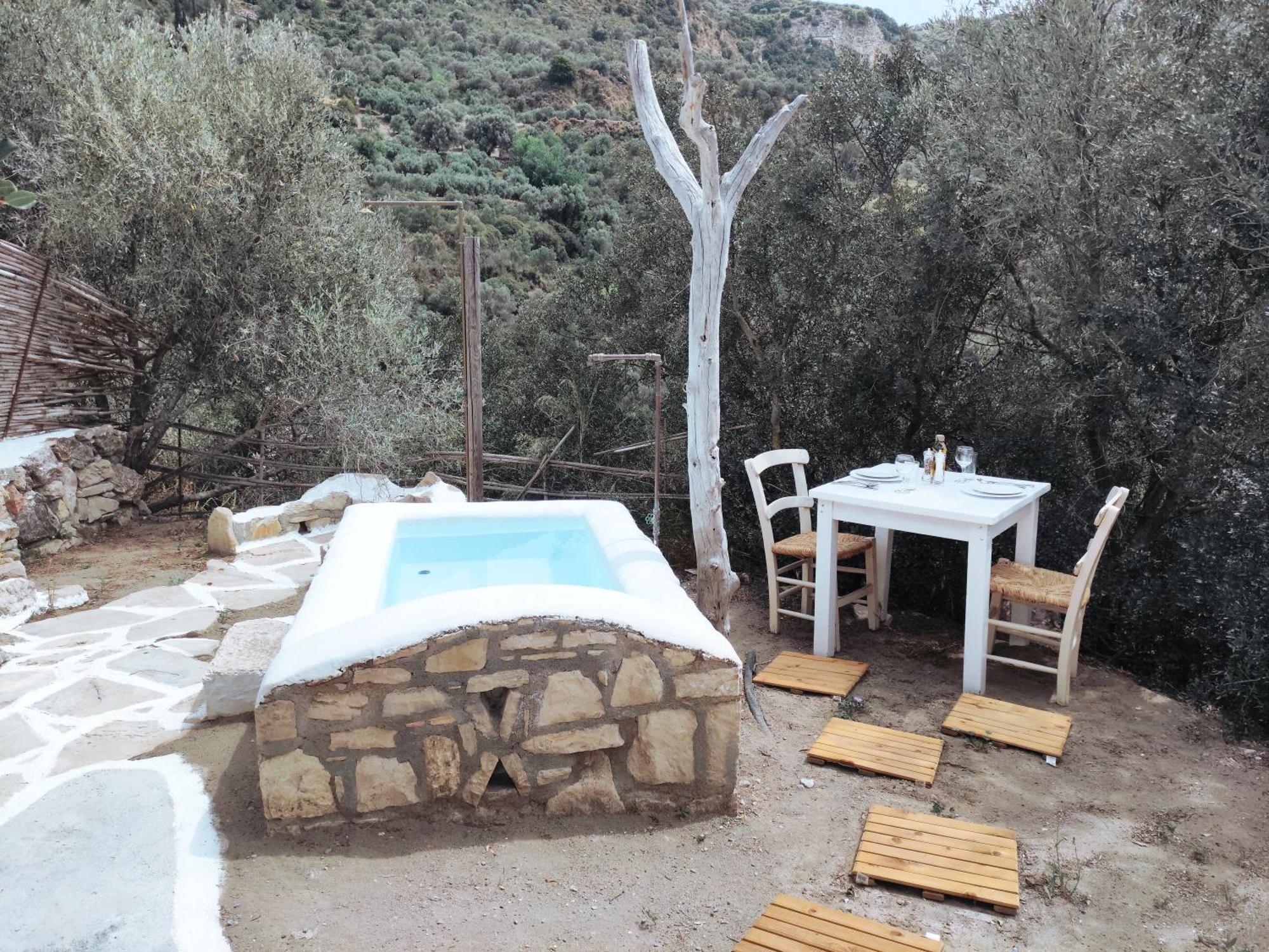 Kamihis Farm House Experience Zaros Bagian luar foto